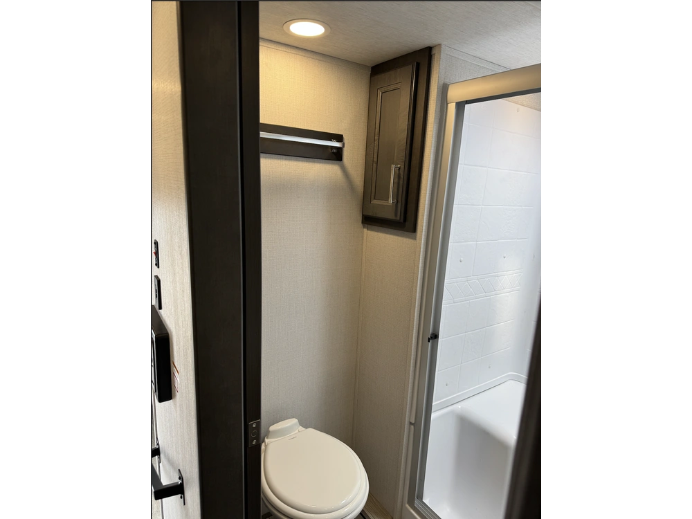 2025 Keystone Rv Cougar (fw) 320rds alt