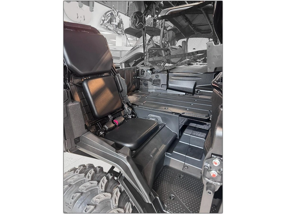 2025 Honda Pioneer 1000-5p Trail Se Demo Unit! alt