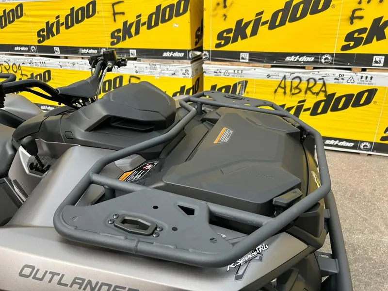 2025 Can-Am Outlander MAX XT 700