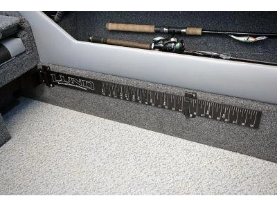 2025 Lund Boat Co 1875 Crossover Xs alt