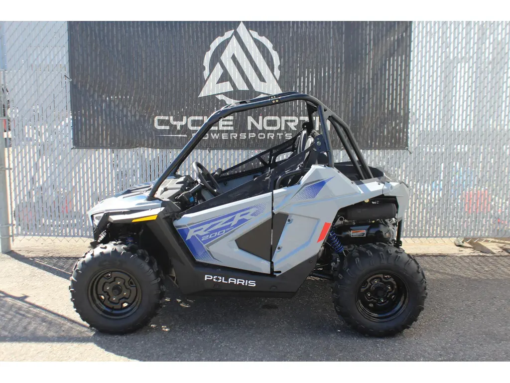 2025 Polaris RZR 200 EFI 