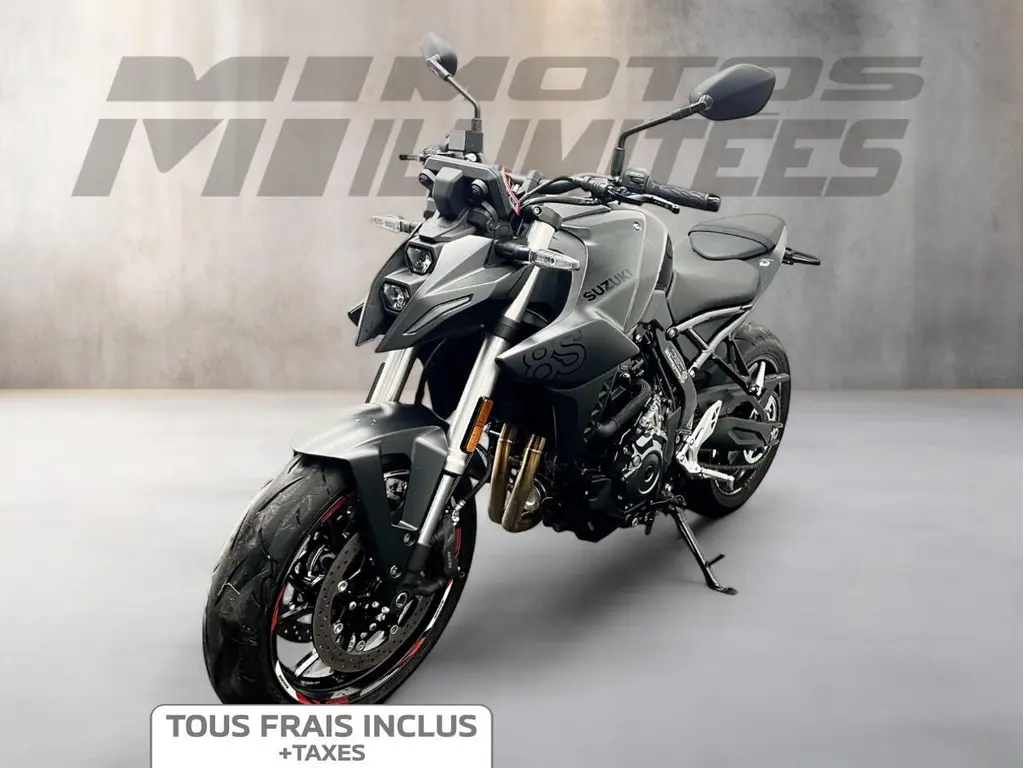 2023 Suzuki GSX-8S
