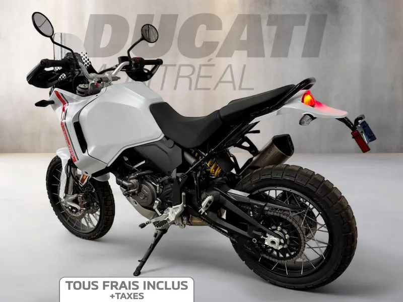 2024 Ducati DESERTX