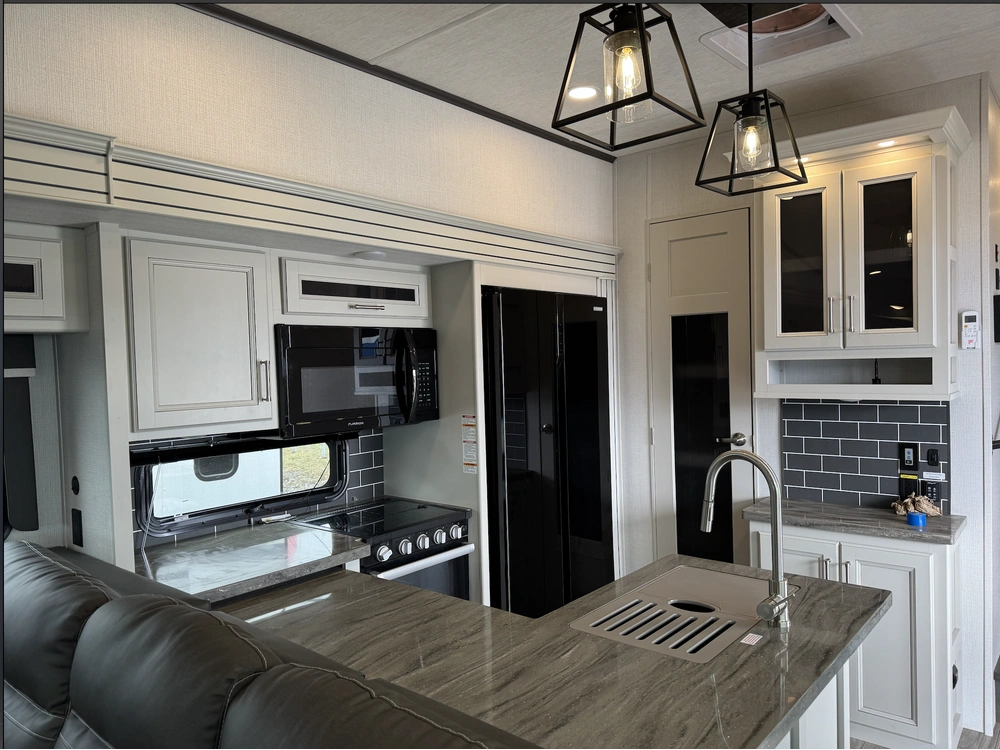 2025 Keystone Rv Cougar (fw) 320rds alt