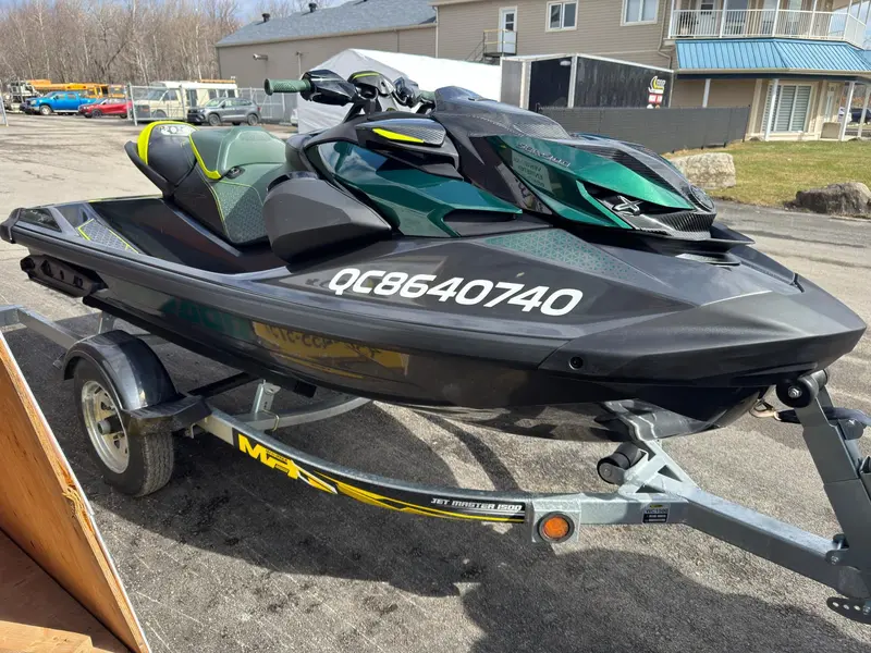 2023 Sea-Doo RXP-X APEX