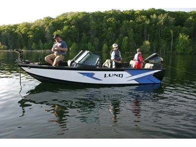 2025 Lund Boat Co 1875 Crossover Xs alt