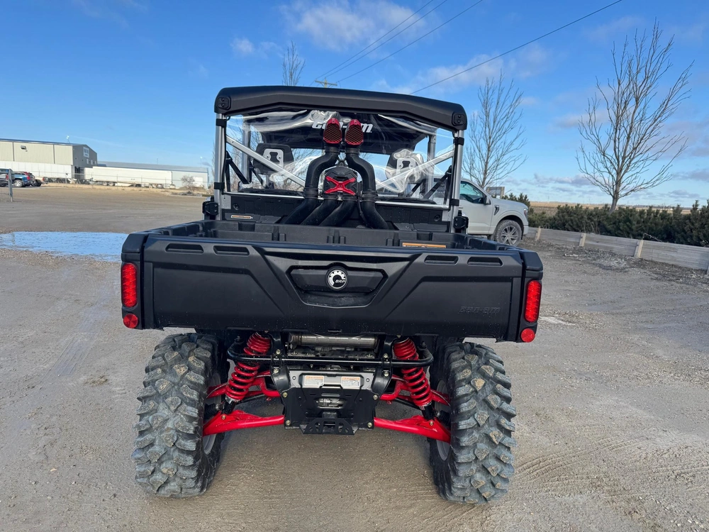 2025 Can-am Defender Hd10 Max Xmr With Half Doors alt