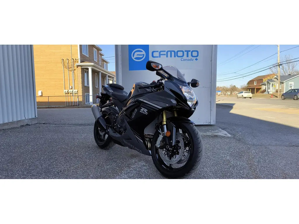 Suzuki GSX-R750 2025