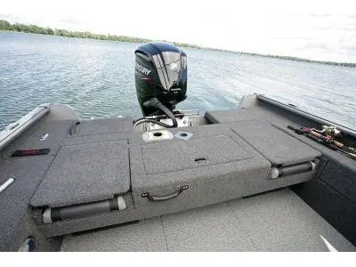 Lund Boat Co 2075 IMPACT XS 2025