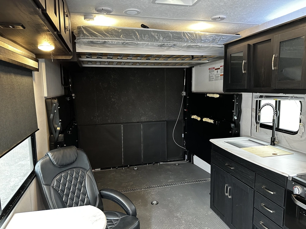 Coachmen Adrenaline 27kb 2024 alt