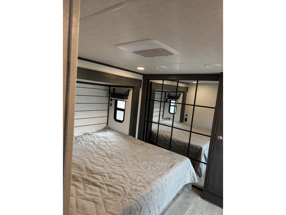 2025 Keystone Rv Cougar (fw) 320rds alt