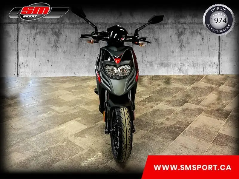 2025 Aprilia SR 50 MT 4T