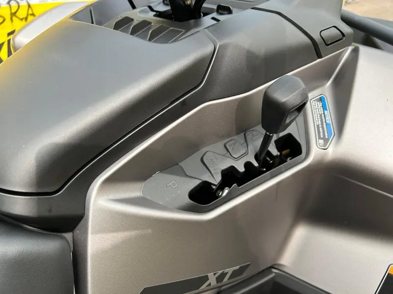 2025 Can-Am Outlander MAX XT 700