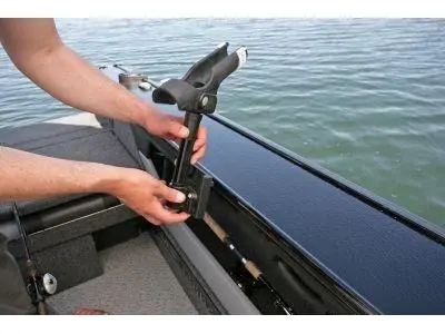 Lund Boat Co 1875 CROSSOVER XS 2025