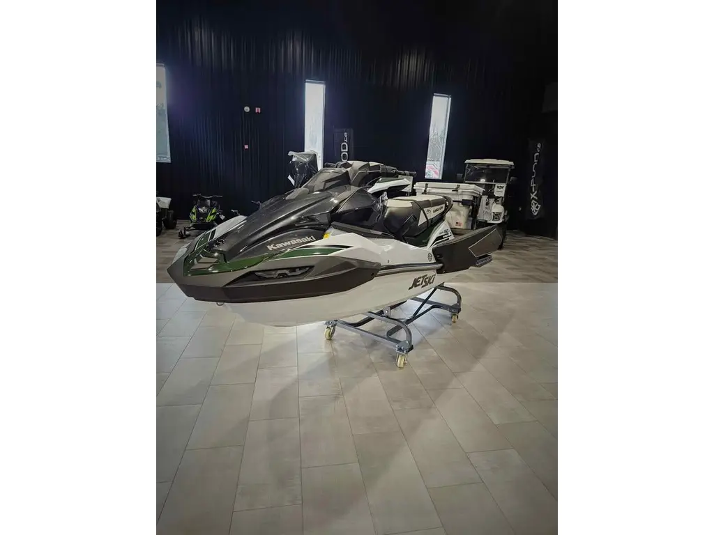 2025 Kawasaki Ultra 160LX-S Angler