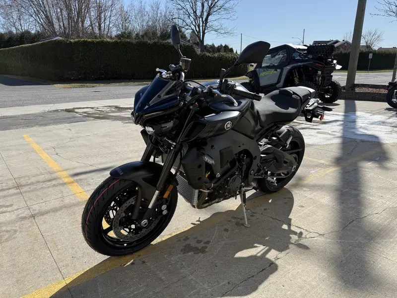 2025 Yamaha MT-10