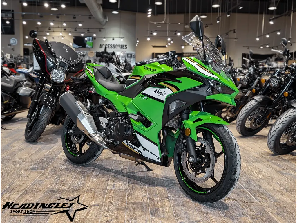 2025 Kawasaki Ninja 500 SE KRT Edition 