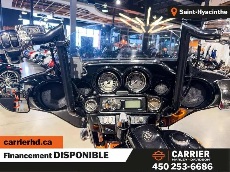 2011 Harley-Davidson Moto Harley-Davidson CVO STREET GLIDE 2011