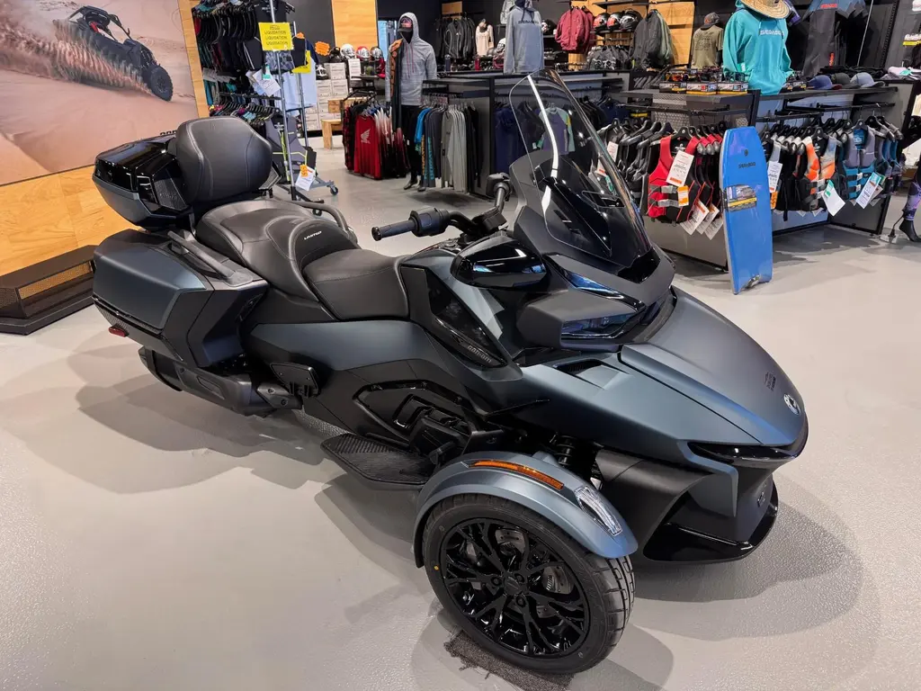 Autre SPYDER RT LIMITED SE6 2025
