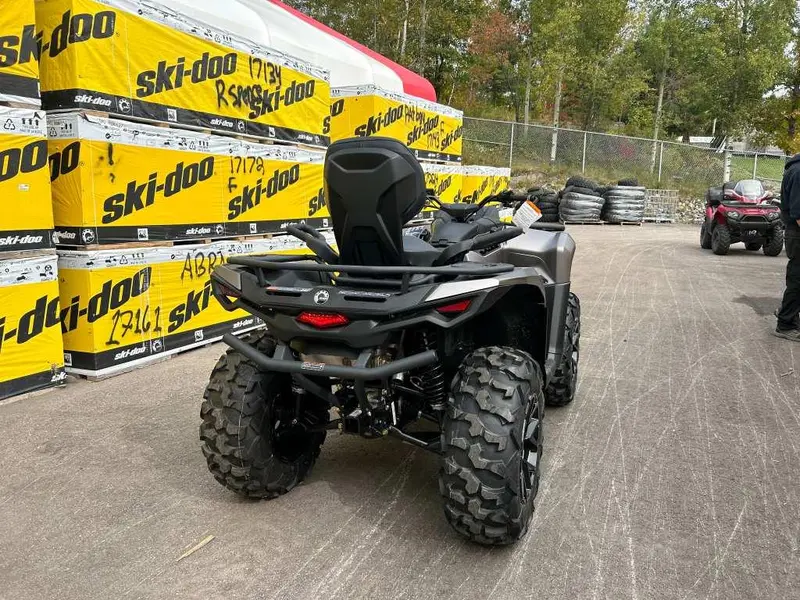 2025 Can-Am Outlander MAX XT 700