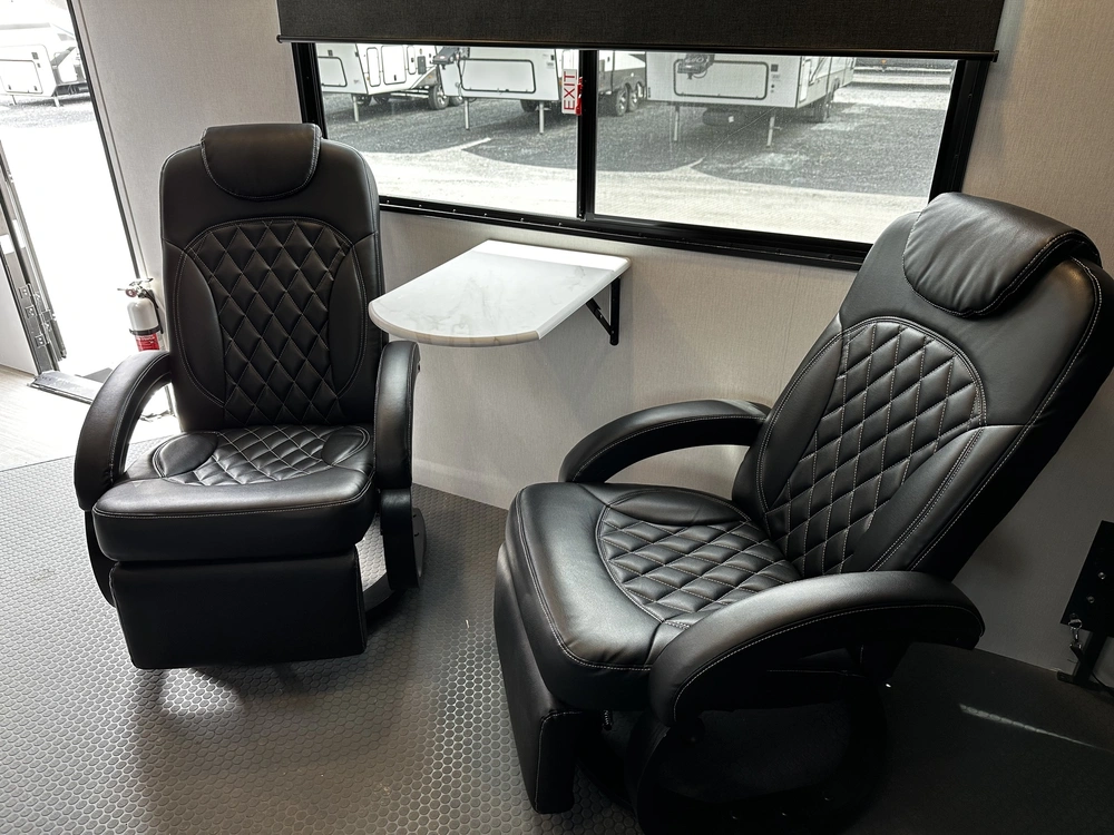 Coachmen Adrenaline 27kb 2024 alt