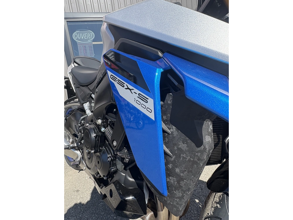 Suzuki Gsx-s1000a 2025 alt
