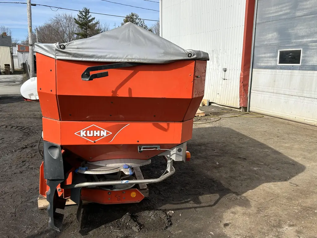 Kuhn Axis 40.1W 2013