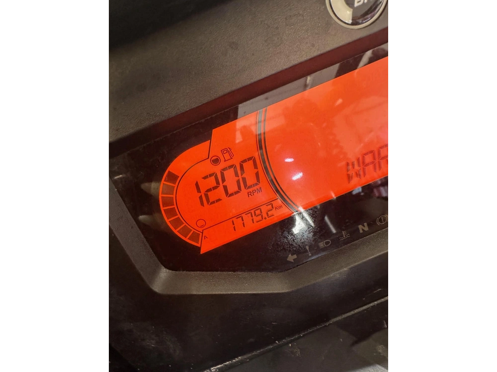 2025 Ski-doo Backcountry X 850 alt