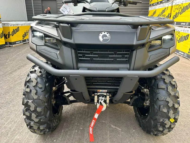 2025 Can-Am Outlander MAX XT 700
