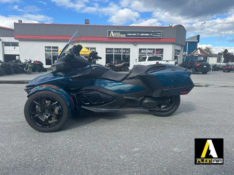 Can-Am SPYDER RT 1330 2021