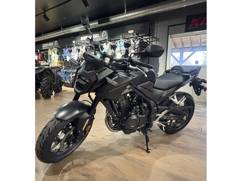 2025 Honda Cb500fas alt