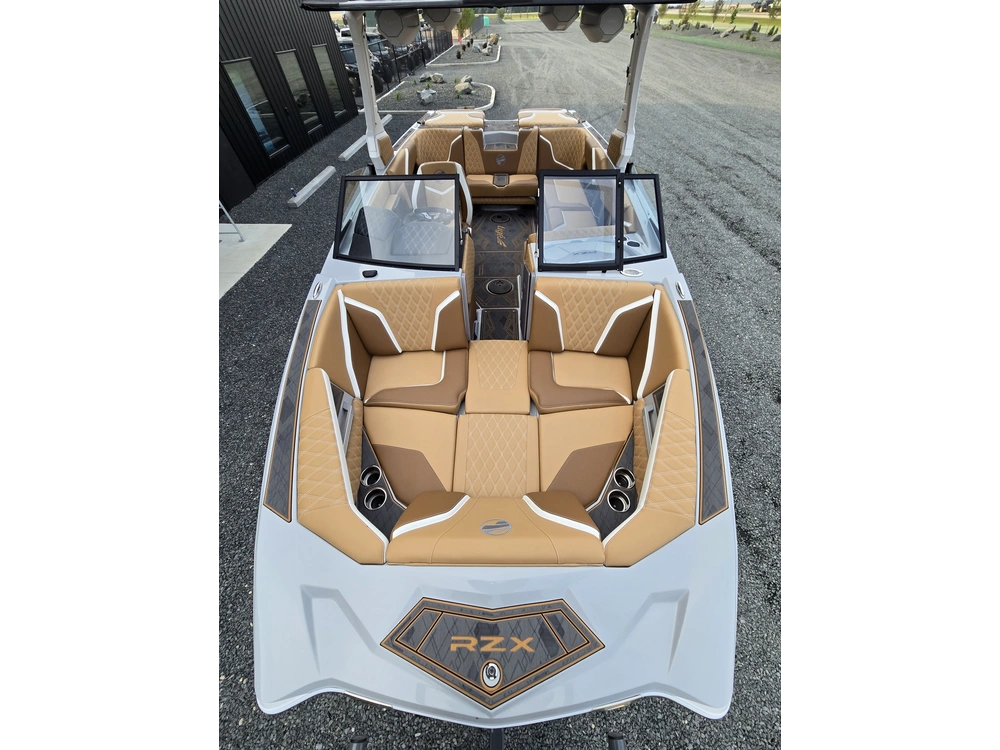 2025 Tigé Boats 2025 Tige 22rzx alt