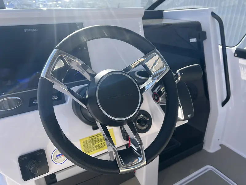 2025 Axopar 25 CROSS TOP