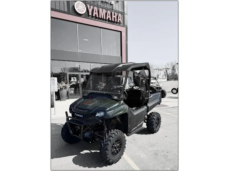 2025 Honda Pioneer 700-2P DLX with Roof & Windshield *All-In-Pricing