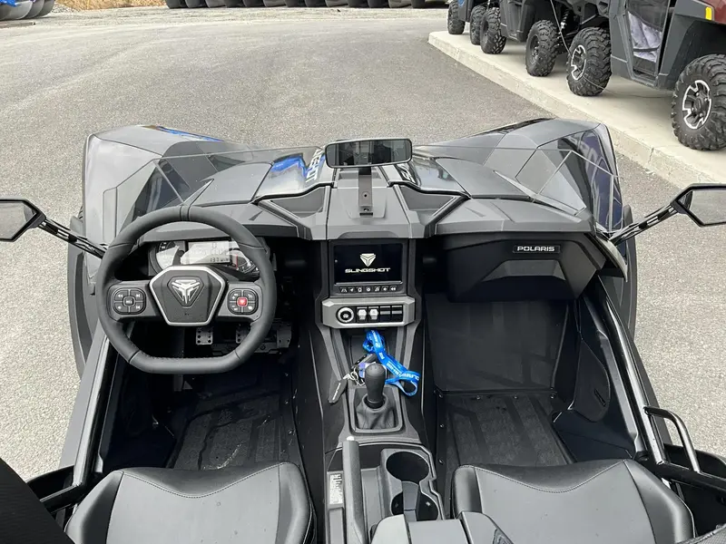 2025 Slingshot SL - Manuel