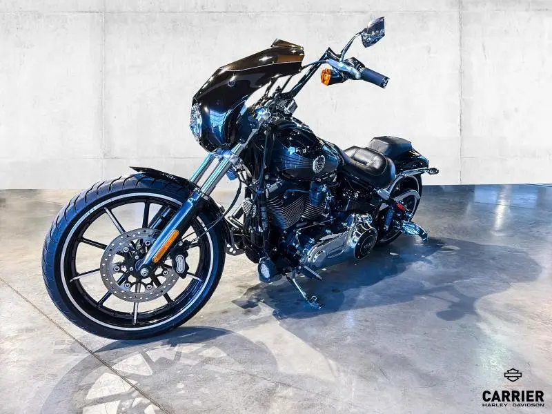 2015 Harley-Davidson Moto Harley-Davidson Breakout 2015