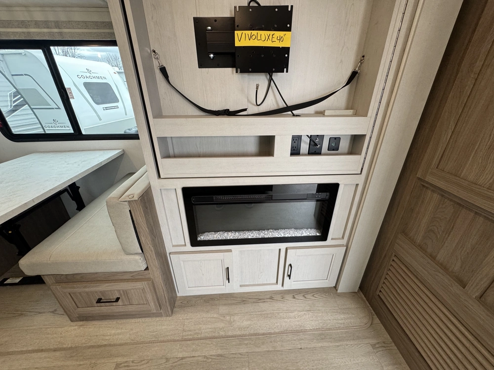 Coachmen Freedom Ultra Lite 274rks 2025 alt