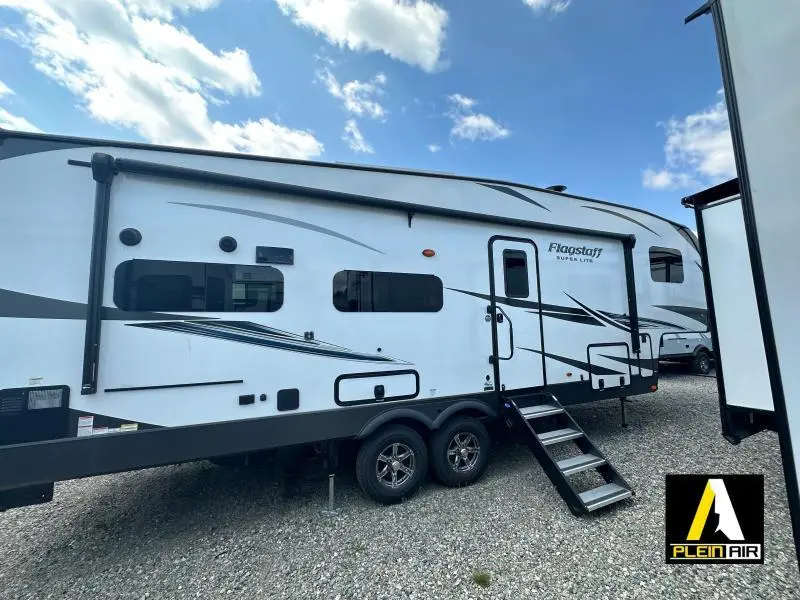 2022 Forest River FIFTHWHEEL FLF528RKS 