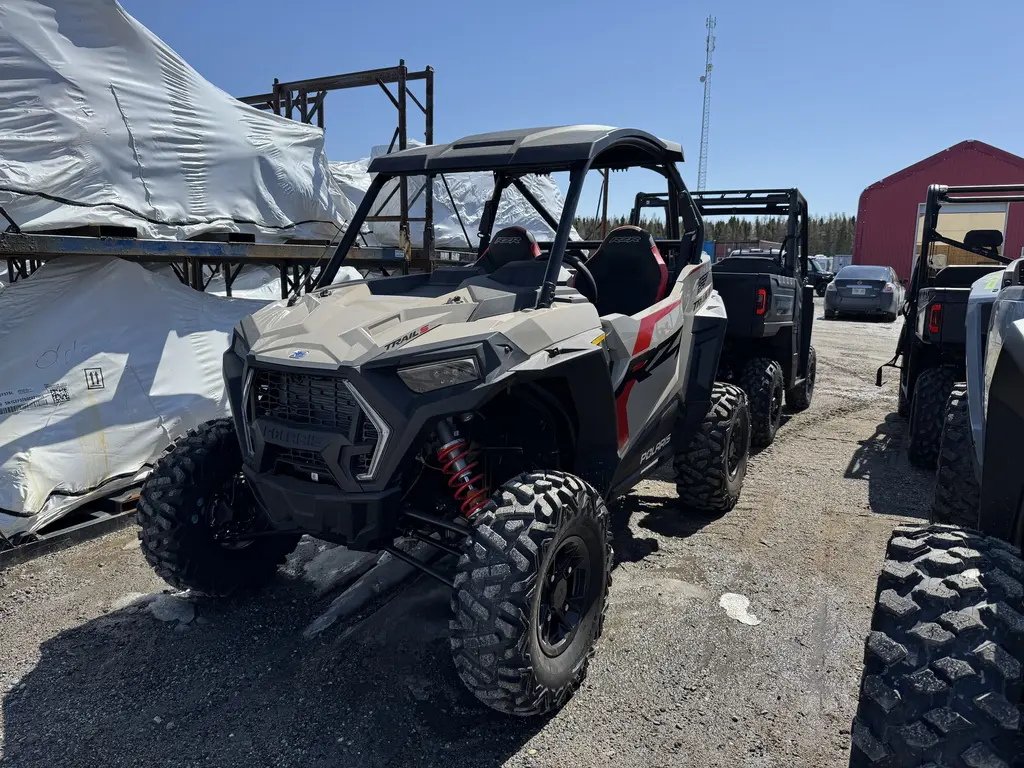2025 Polaris RZR TRAIL S ULTIMATE,SAND DUNE 