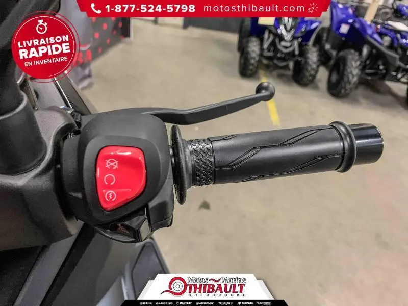 2025 Yamaha XMAX