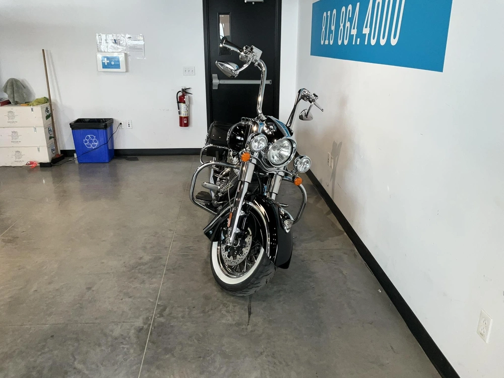 Indian Motorcycle Chief Classic Thunder 2 900$ De Réduction 2014 alt