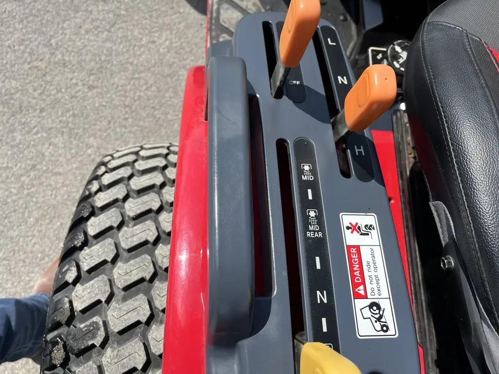 Mahindra Emax22L 2020