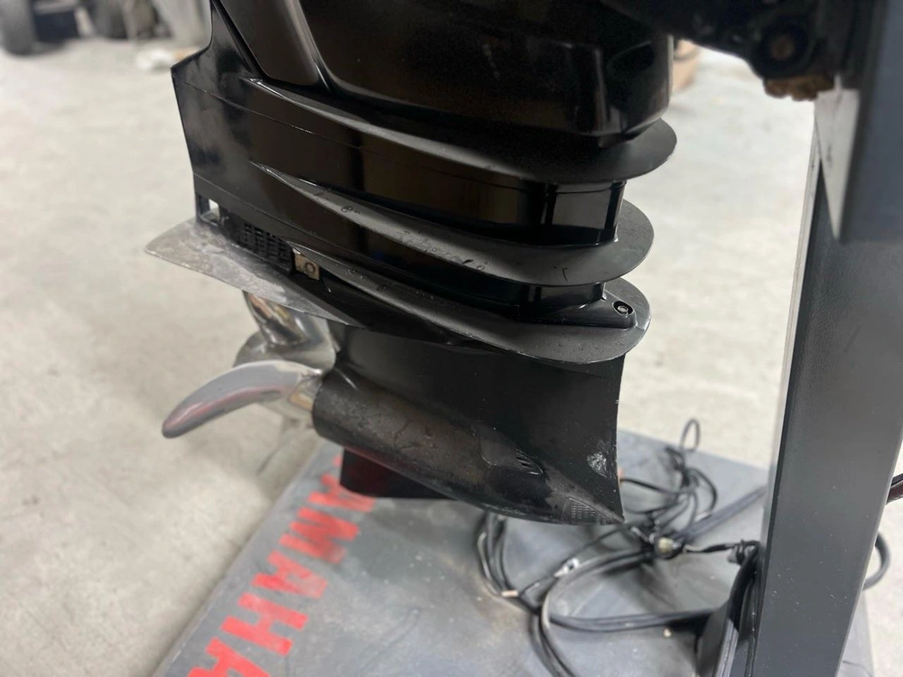 2021 Suzuki Df300 alt