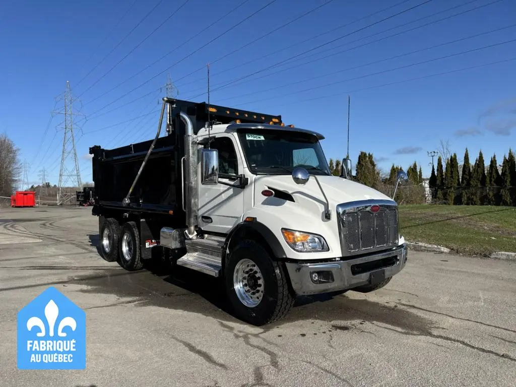 2025 Peterbilt 548 
