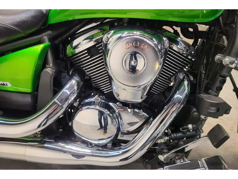 2008 Kawasaki VULCAN 900 CUSTOM thumbnail 6