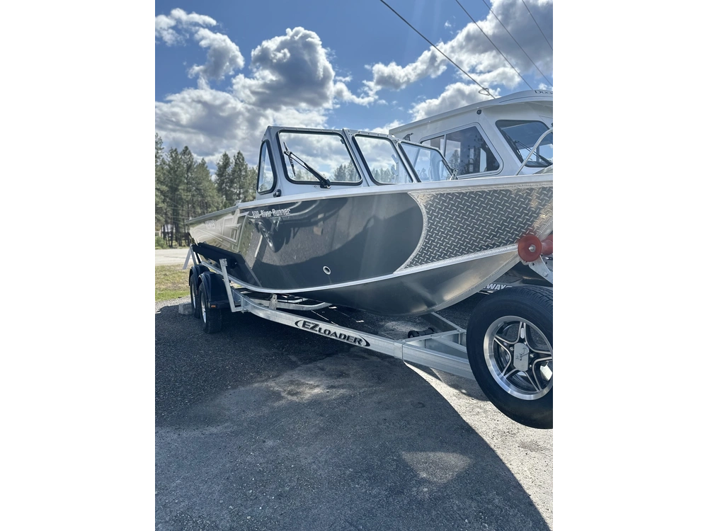 2025 Hewescraft 200 River Runner alt