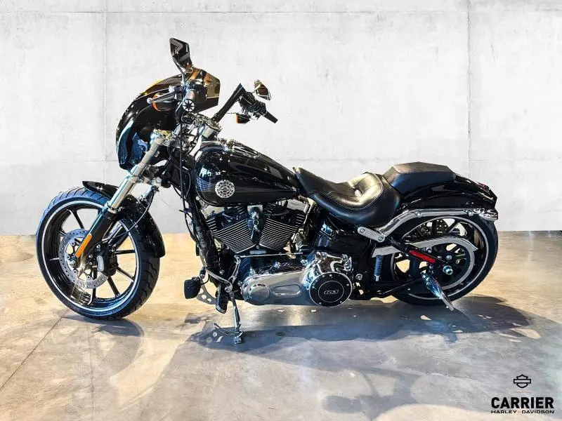 2015 Harley-Davidson Moto Harley-Davidson Breakout 2015