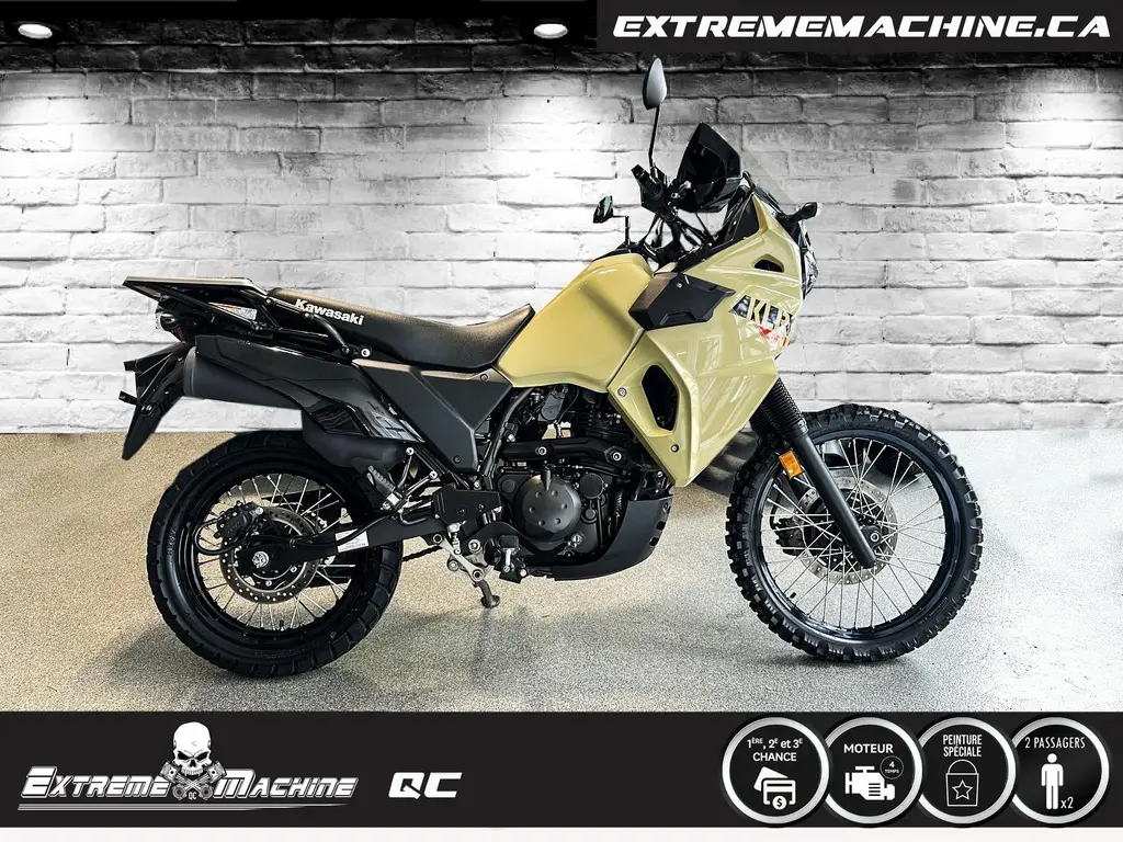 Kawasaki KLR650 2022 - IMPECCABLE!!!