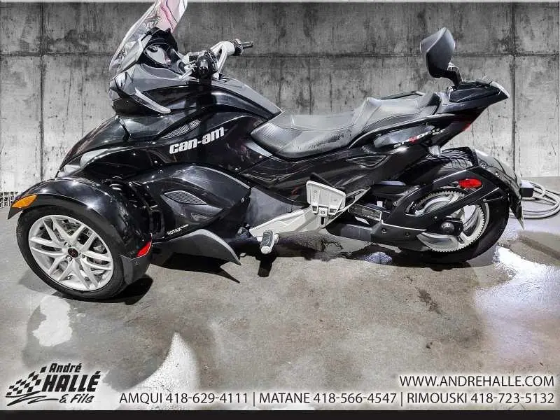 2013 Can-Am ST SM5