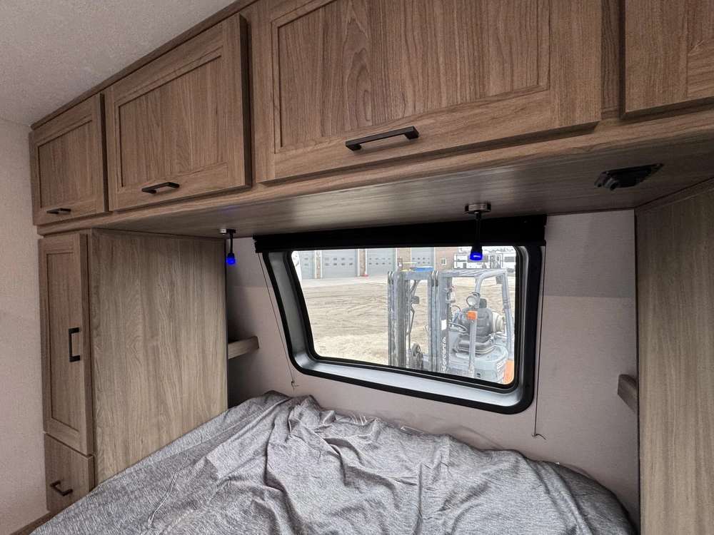 Coachmen Freedom Ultra Lite 252rbs 2025 alt